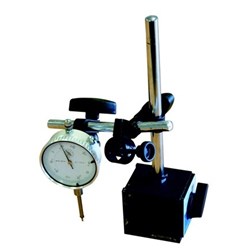 DIAL INDICATOR WITH MAGNETIC BASE