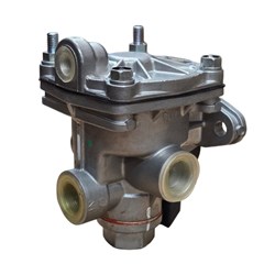 RELAY VALVE